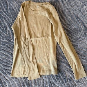 NWOT olive green long sleeve t shirt